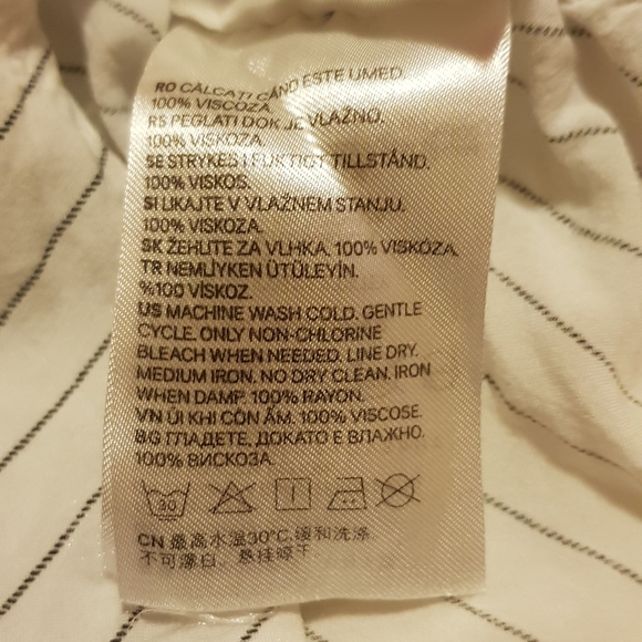 H&M white pin stripe blouse, side pull rouching - Picture 7 of 11